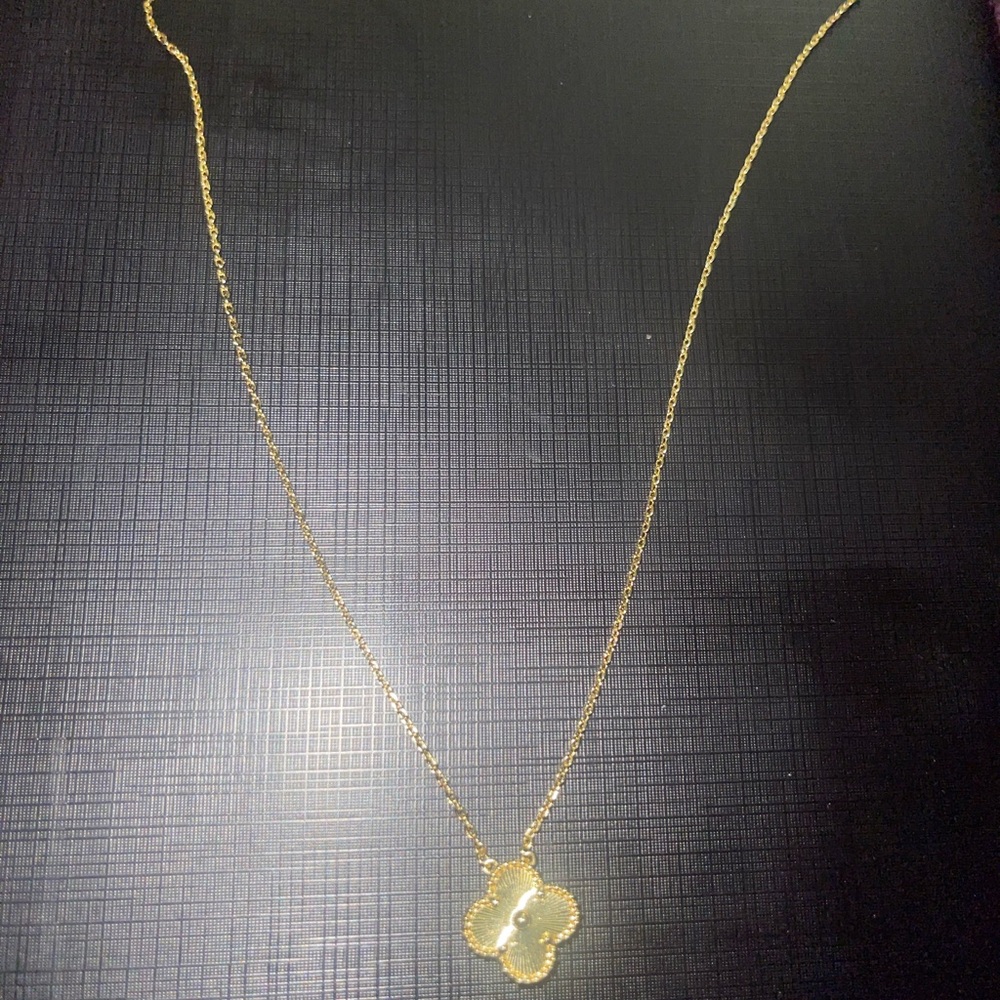 Van Cleef Vintage Alhambra pendant